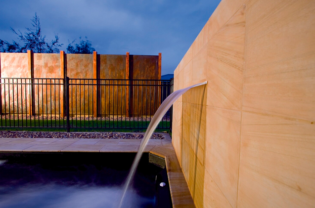 cascada residencial marca astral pool